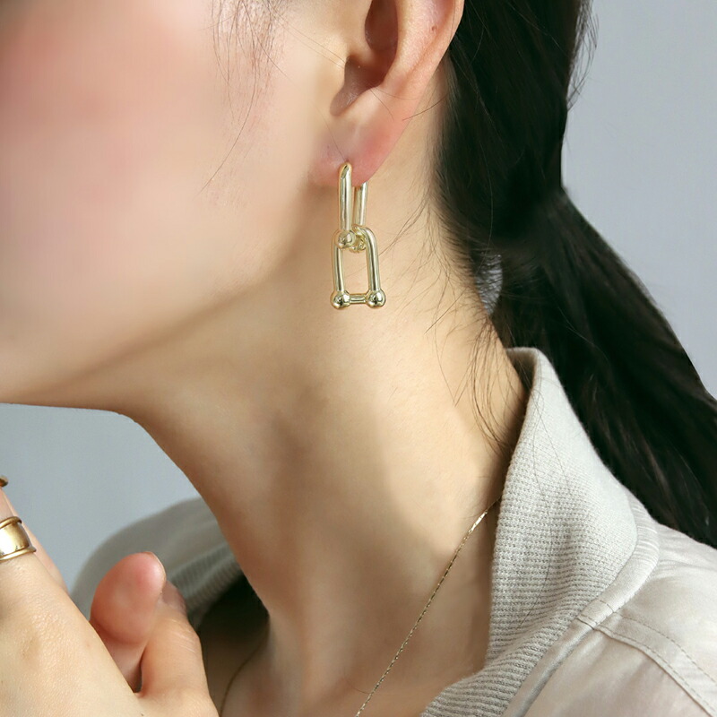 Uリンクチェーンピアス チェーン Uリンク 上品 ピアス 大ぶり 揺れる