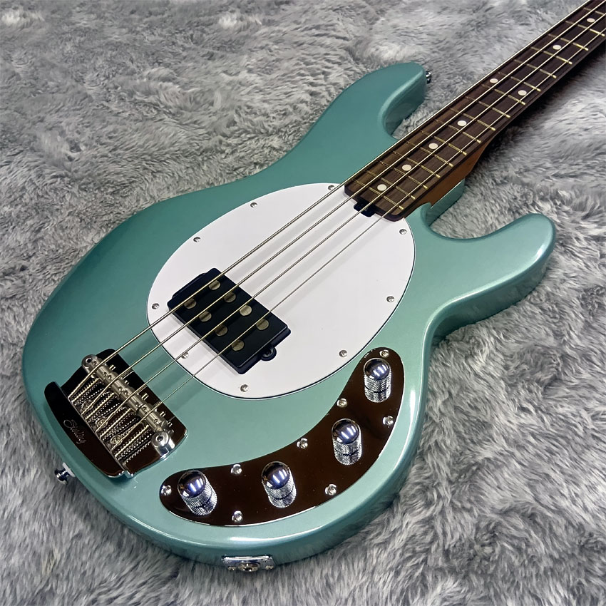 楽天市場】Sterling By Musicman STINGRAY RAY34 Firemist Silver