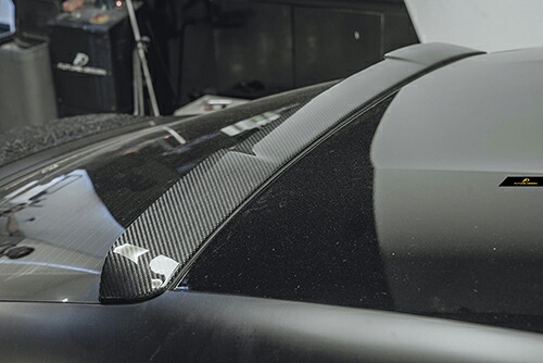 【FUTURE DESIGN 正規品】Porsche ポルシェ Taycan タイカン リア ルーフスポイラー 本物Drycarbon ドライカーボン エアロ カスタム｜METEO　店