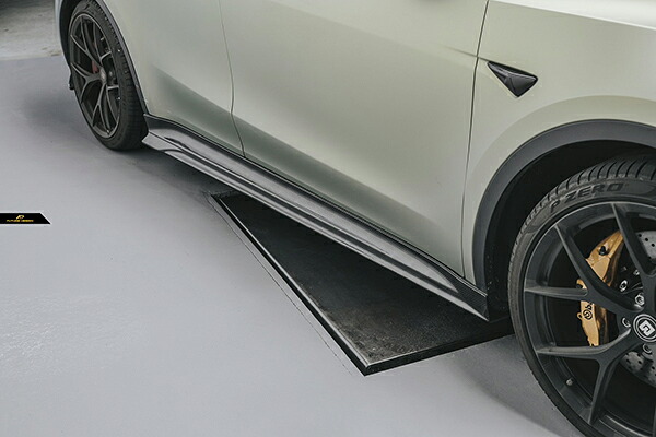 【FUTURE DESIGN 正規品】TESLA テスラ MODEL モデル Y サイドスカート 本物Drycarbon ドライカーボンエアロ カスタム パフォーマンス