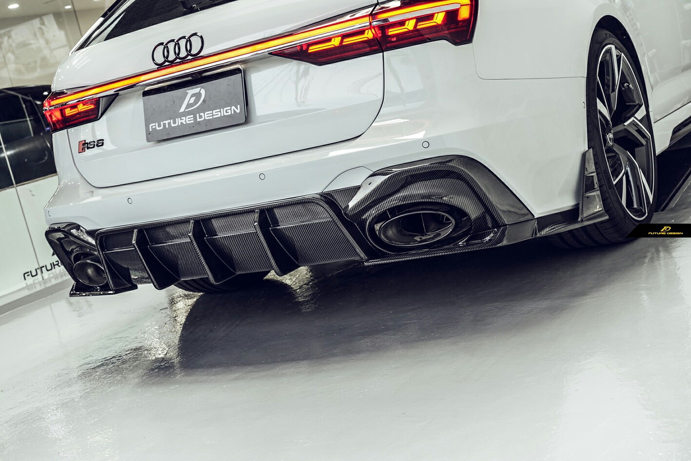 【FUTURE DESIGN】AUDI RS6 AVANT C8 アバント リアディフューザー スプリッター 本物DryCarbon ドライカーボン カスタム エアロ