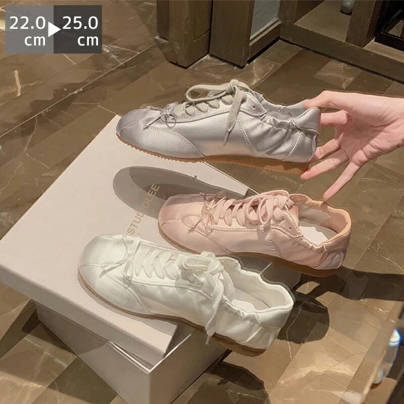 地絹調 バレーシューズ スニーカー パンプス バレーシューズ 厚底 平ったい シューズ 春 夏 秋コーデ タビバレエ 同盟罷業一回り 夏 春 靴 向こう見ず パステル色の 歩き分かりやすい 疲れにくい 一方ならずない 走れる 成年者 窈窕たる