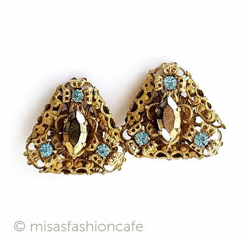 オーストリア製イヤリング　透かしリボン・フラワー　 　ヴィンテージ　ビンテージ　Vintage・　アンティーク　アクセサリー　ヴィンテージコスチュームジュエリー　蚤の市　プレゼント　ギフト【海外直輸入USED品】｜ミサズ・ファッション・カフェ