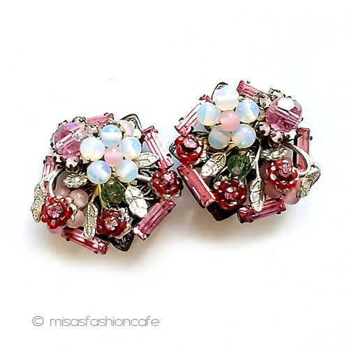 Haskellハスケルデザイナー Eugene 花イヤリング ヴィンテージ ビンテージ Vintage・ アンティーク アクセサリー ヴィンテージコスチュームジュエリー プレゼント ギフト【海外直輸入USED品】|ミサズ・ファッション・カフェ