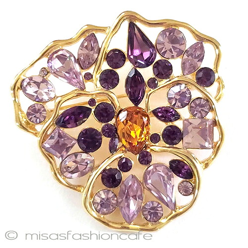 ヴィンテージブローチ　スミレ・パンジーの花　 Nolan Miller　　Vintage・ヴィンテージ　コスチュームジュエリー　アンティーク　アクセサリー　フラワー　　ギフト　プレゼント【海外直輸入USED品】