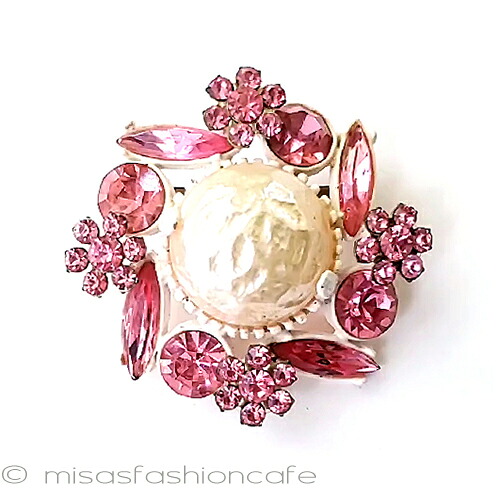 ヴィンテージジュエリー　バロックパール花　ブローチ　Vintage　アクセサリー　ビンテージ　 骨董　蚤の市　アンティーク　ジュエリー　【海外直輸入USED品】 12,580円