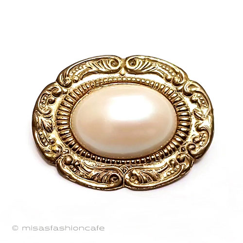 ミリアムハスケル　刻印　パールゴールドブローチ　Miriam Haskell　Vintage　ヴィンテージジュエリー　アクセサリー　コスチュームジュエリー　ギフト　プレゼント　蚤の市【海外直輸入USED品】｜ミサズ・ファッション・カフェ