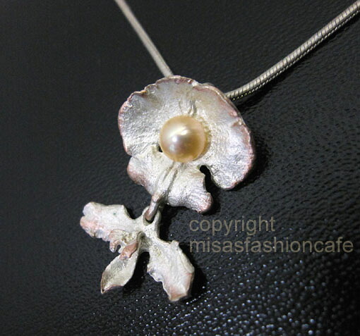 MichaelMichaud (マイケルミショー) 真珠　胡蝶蘭の花　ネックレス　　パールネックレス　植物モチーフ　ギフト　プレゼント　MADE IN USA