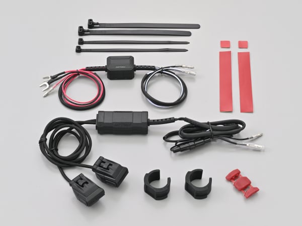 デイトナ(Daytona) バイク専用USB電源 Type-A+Type-A（QC3.0/QC3.0）【タイプ：Type-A + Type-A】【ポート数：2ポート】61509
