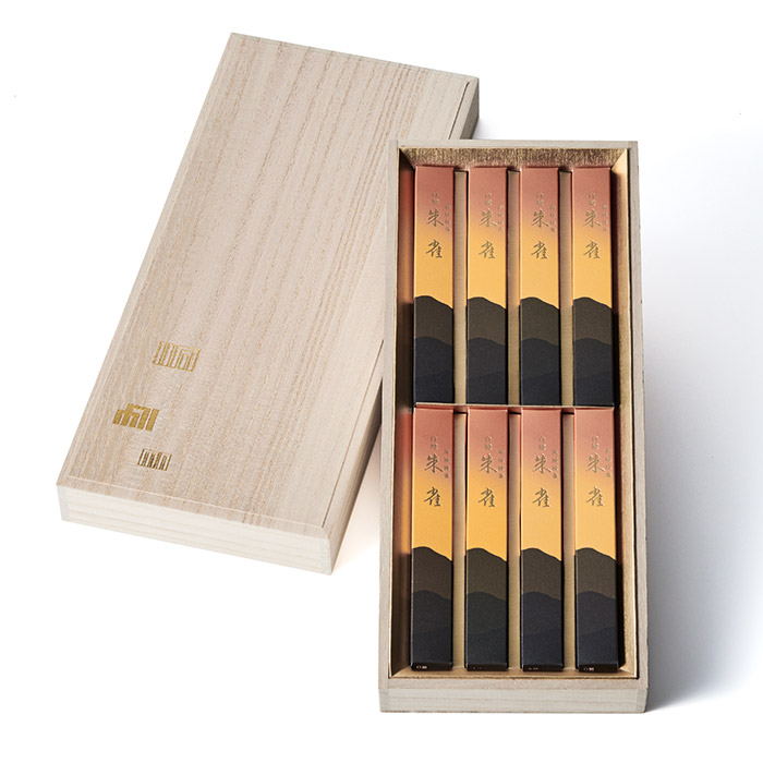 【有煙】進物 白檀朱雀 短寸8箱入り 桐箱