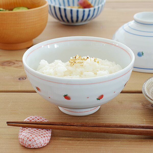 楽天市場 食器 茶碗 おしゃれ 和食器 モダン ご飯茶碗 有田焼 子供食器 アウトレット カフェ風 有田焼のラインいちご茶碗 おしゃれ食器の通販m Home Style