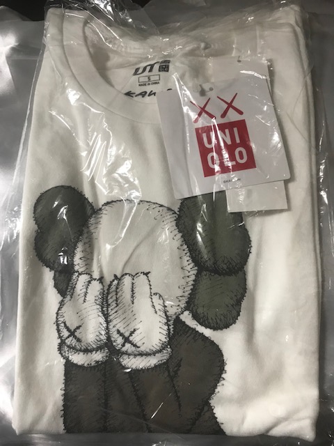 楽天市場】2016/第一弾/KAWS x UNIQLO/カウズ/ユニクロ/UT/TEE/Tシャツ