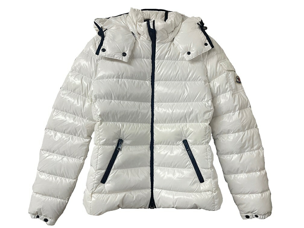 【MONCLER/モンクレール/BADY GIUBBOTTO/バディ/バディー/フード付きダウンジャケット/ダウンパーカー/ショートダウン/DOWN JKT/レディース/2022-2023AW/秋冬/032/ホワイト/WHITE/白/サイズ0/2】