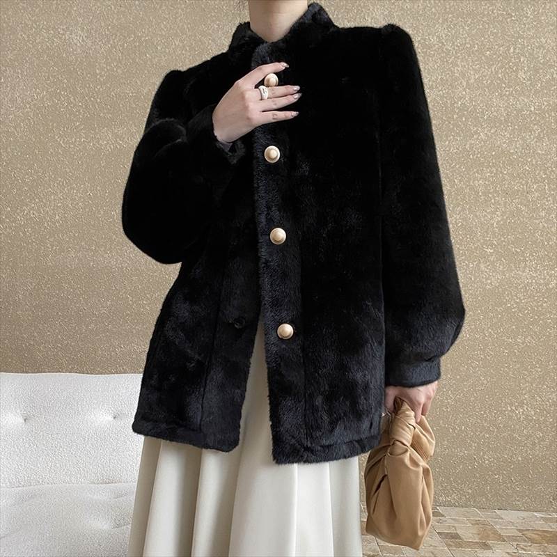 シンプル きれいめ 大人可愛い フェイクファー ボタン スタンドカラー 長袖 前開き レディース 上着 ブルゾン コート ジャケット