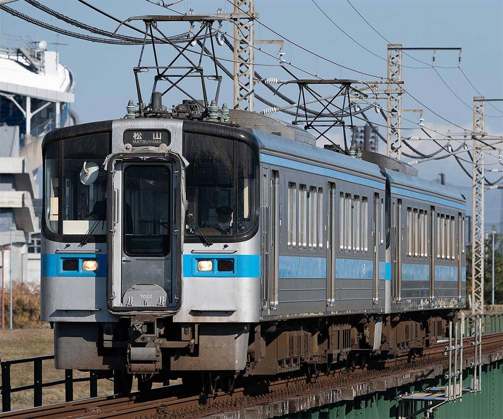 グリーンマックス京阪7000系旧塗装 楽天市場】京阪7000系旧塗装（7004編成） 7両編成動力付き