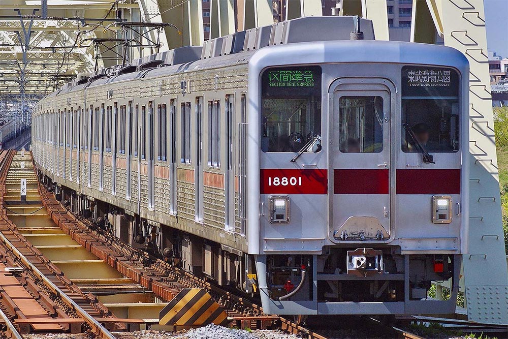 ※新製品 11月発売※東武10000型リニューアル車 8両編成動力付きトータルセット【グリーンマックス・1304T】「鉄道模型 Nゲージ グリーンマックス」｜ミッドナイン