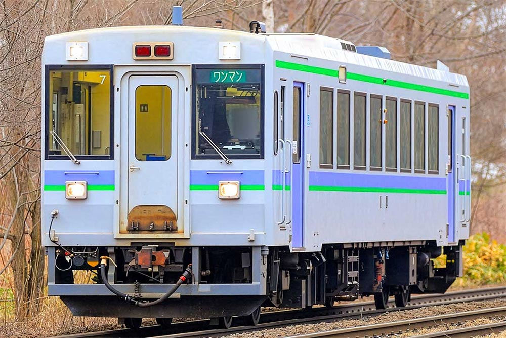 ※新製品 9月発売※ JR北海道キハ150形0番代（富良野線色 ライト白）（動力無し） 【グリーンマックス・32214】 「鉄道模型 Nゲージ グリーンマックス」