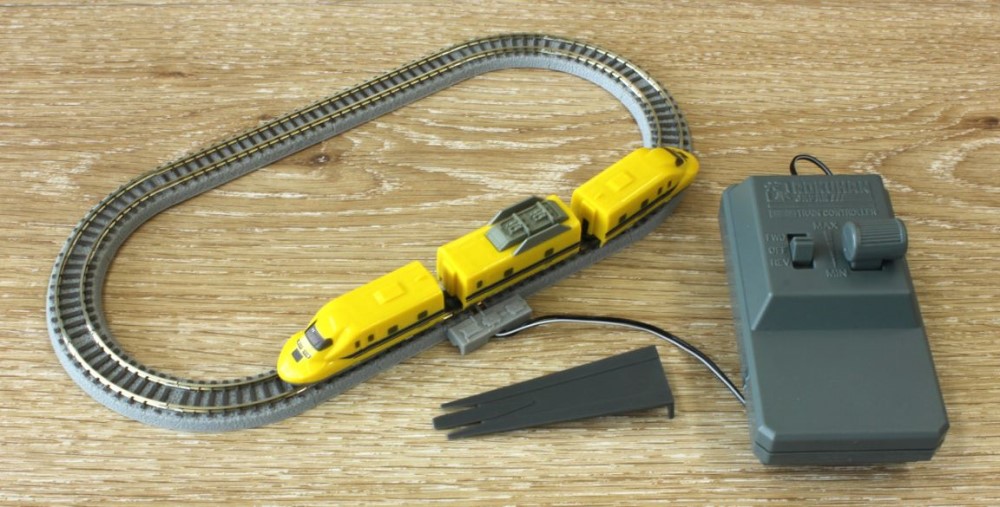 楽天市場】S038 扇形機関庫ロクハン Zゲージ 超小型 鉄道模型