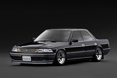 TOYOTA MARK II 2.5 Grande LIMITED (JZX81) Black/Gun Metallic (1/18 Scale)