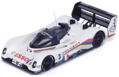 Peugeot 905 No.3 Winner 24H Le Mans 1993 E. Hlary - C. Bouchut - G. Brabham