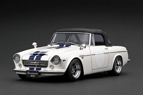 楽天市場】【沖縄・離島配送不可】1/18 DATSUN Fairlady 2000
