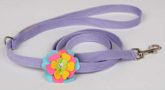 Susan Lanci スーザンランシーfantasy Flower Leash フレンチラベンダースワロフスキ付きリード Paigebird Com