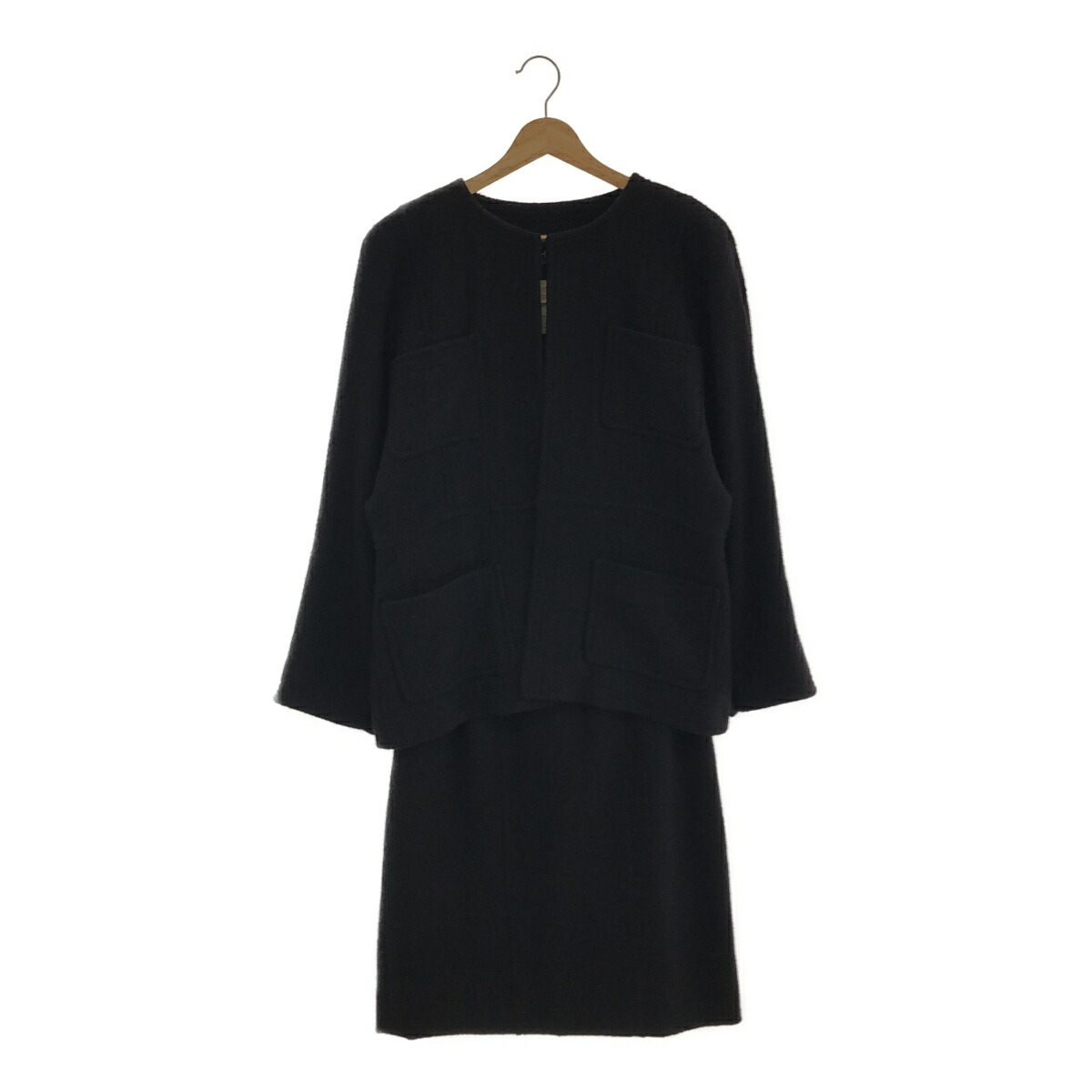 一六銀行 シャネル CHANEL セットアップ 大きさ38 20293 羊毛100％ 絹地100％ 黒 服 長袖 H6609 みいち質店