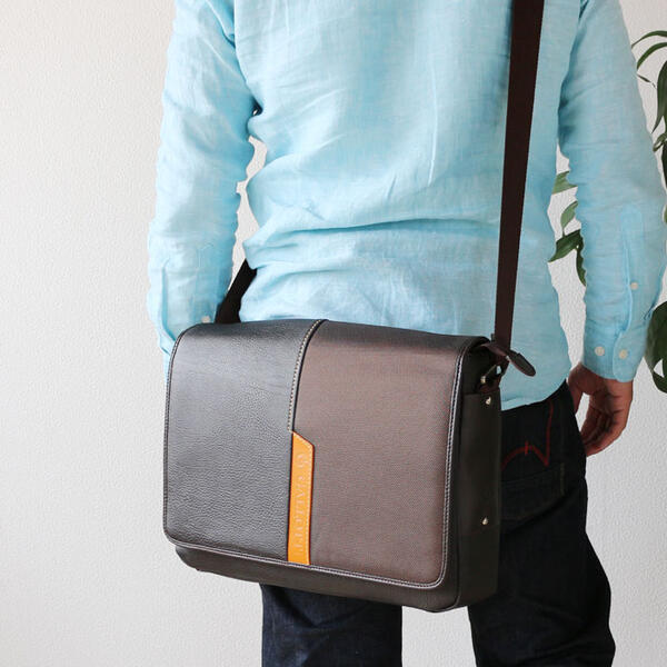 楽天市場 ショルダーバッグ 合皮 35cm 斜め掛けバッグ 肩掛けバッグ メンズ 鞄 カバン通勤 通学 Bgm あす楽対応 アウトレット Qsm 100 2d クレセント 輸入家具 雑貨