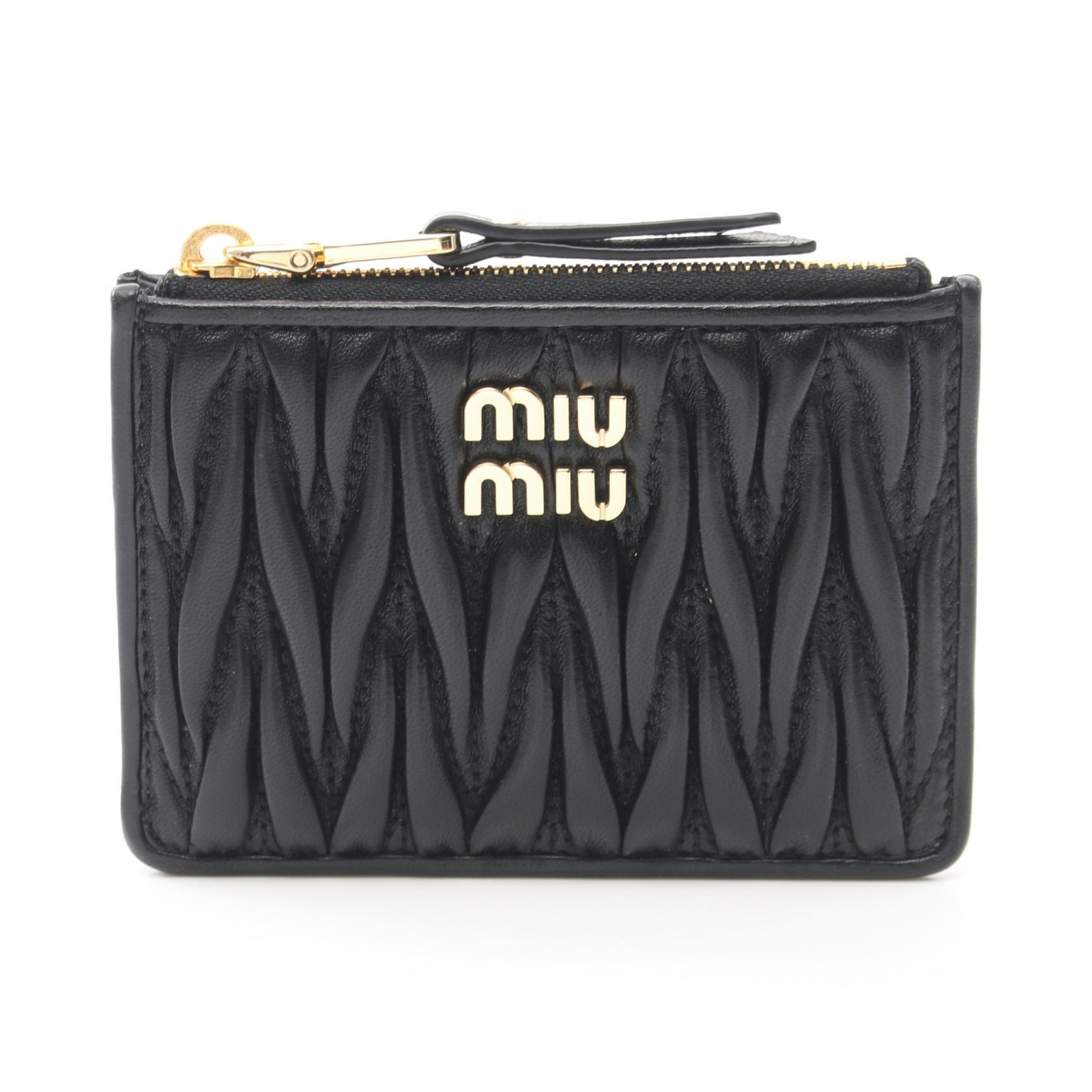 MIU MIU ラウンド型コインケース 2101218529043_1.jpg