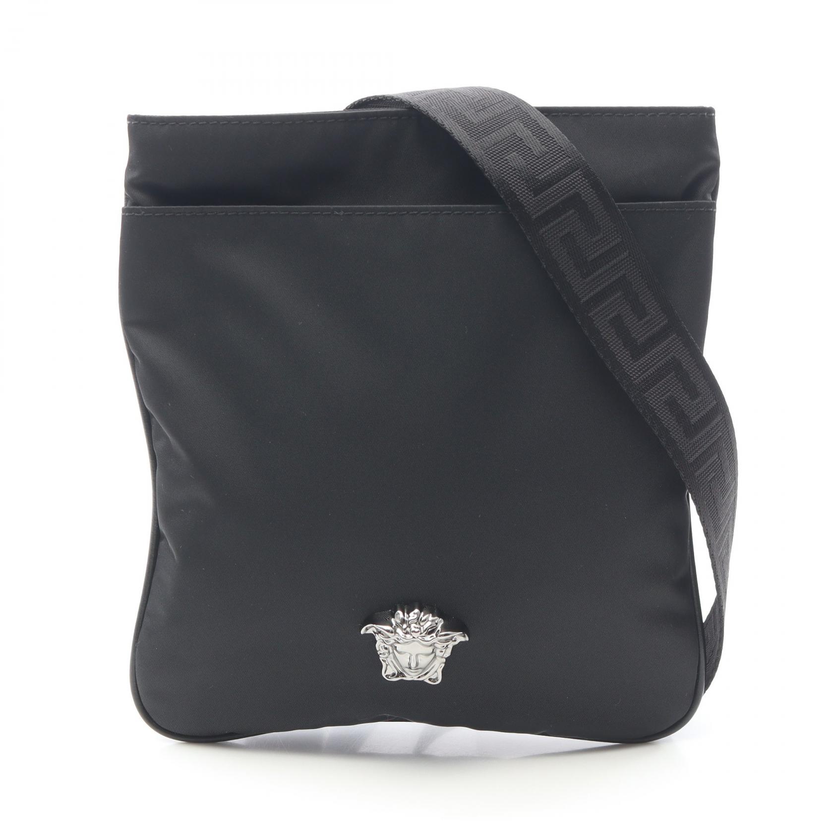 《全品5%クーポン×P5倍》ヴェルサーチ VERSACE メデューサ ショルダーバッグ バッグ ナイロン レディース ブラック系 1011791 【中古】