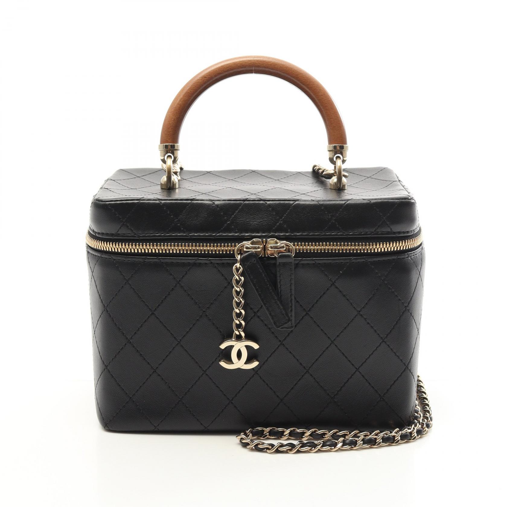 《全品5%クーポン×P5倍》シャネル CHANEL マトラッセ バニティバッグ ショルダーバッグ バッグ ラムスキン（羊革） レディース ブラック系 【中古】