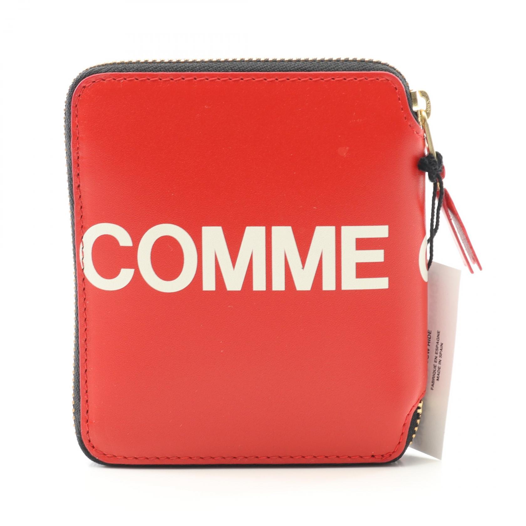 《全品5%クーポン×P5倍》コムデギャルソン COMME des GARCONS HUGE LOGO ラウンド財布 財布 レザー メンズ レディース レッド系 SA2100HL 【新品】