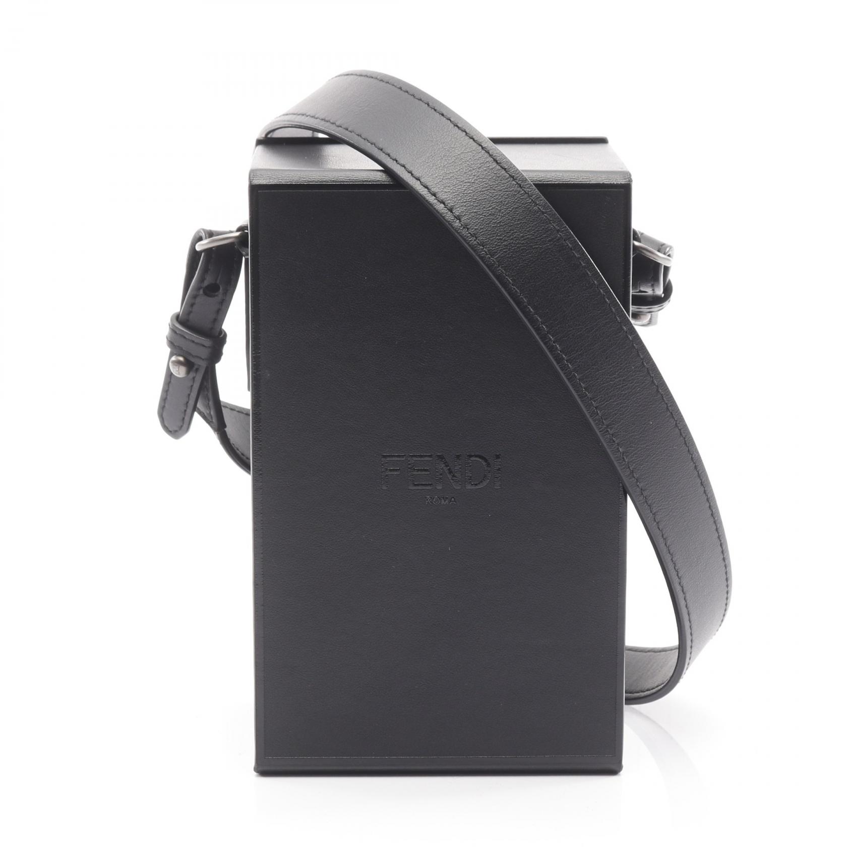 楽天市場】フェンディ ショルダーバッグ ポシェット FENDI 7VA519 ADP6