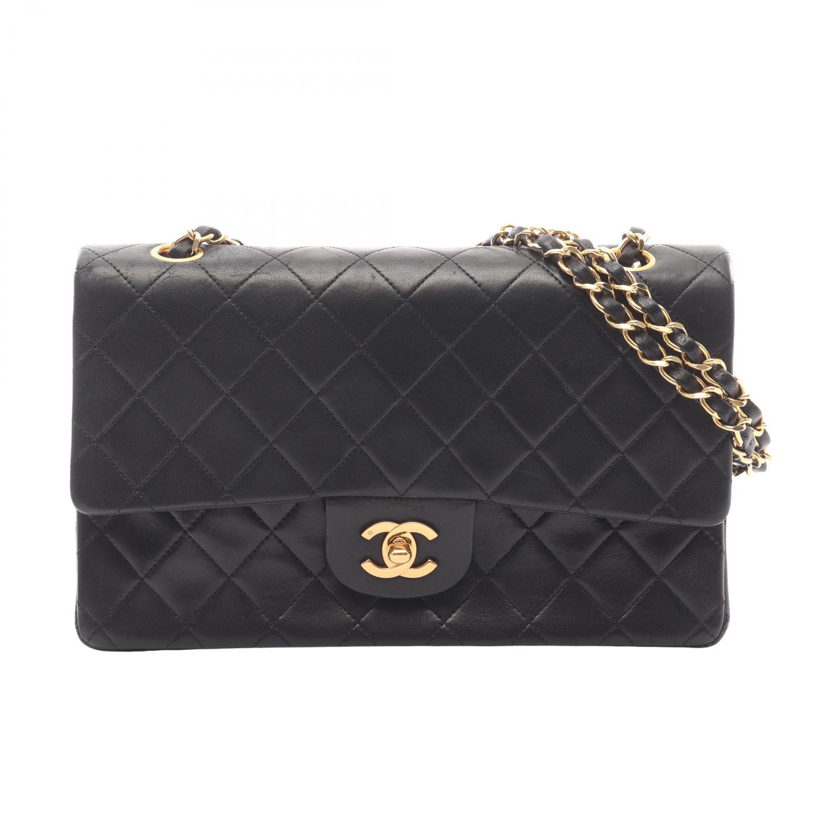 シャネル CHANEL マトラッセ Wフラップ ショルダーバッグ バッグ ラムスキン（羊革） レディース ブラック系 【中古】