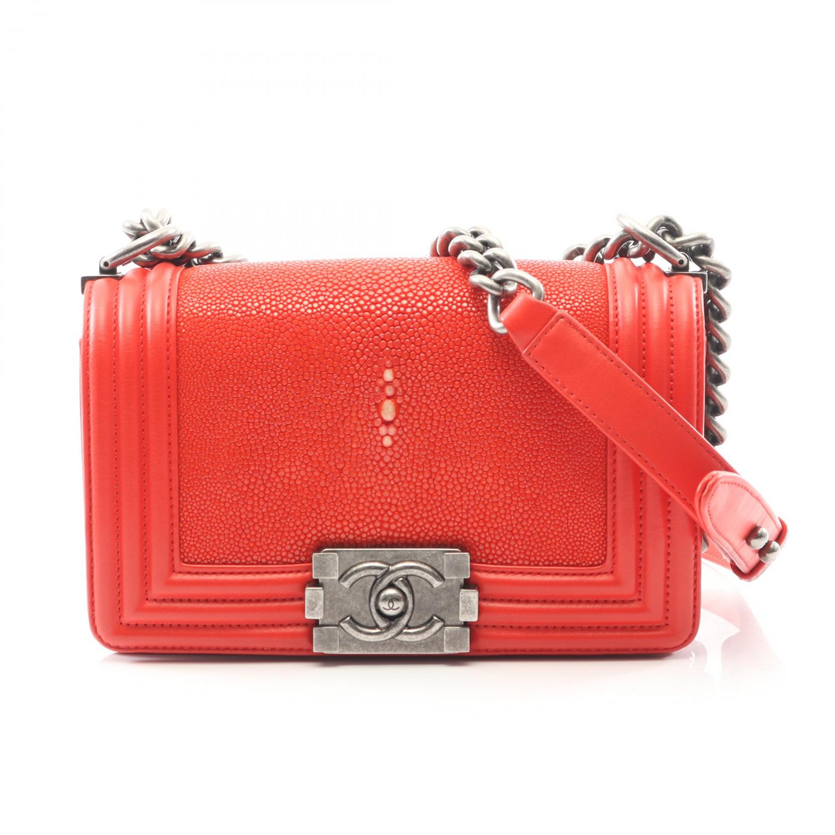 《全品5%クーポン×P5倍》シャネル CHANEL ボーイシャネル スモール ショルダーバッグ バッグ ラムスキン（羊革） ガルーシャ レディース レッド系 【中古】