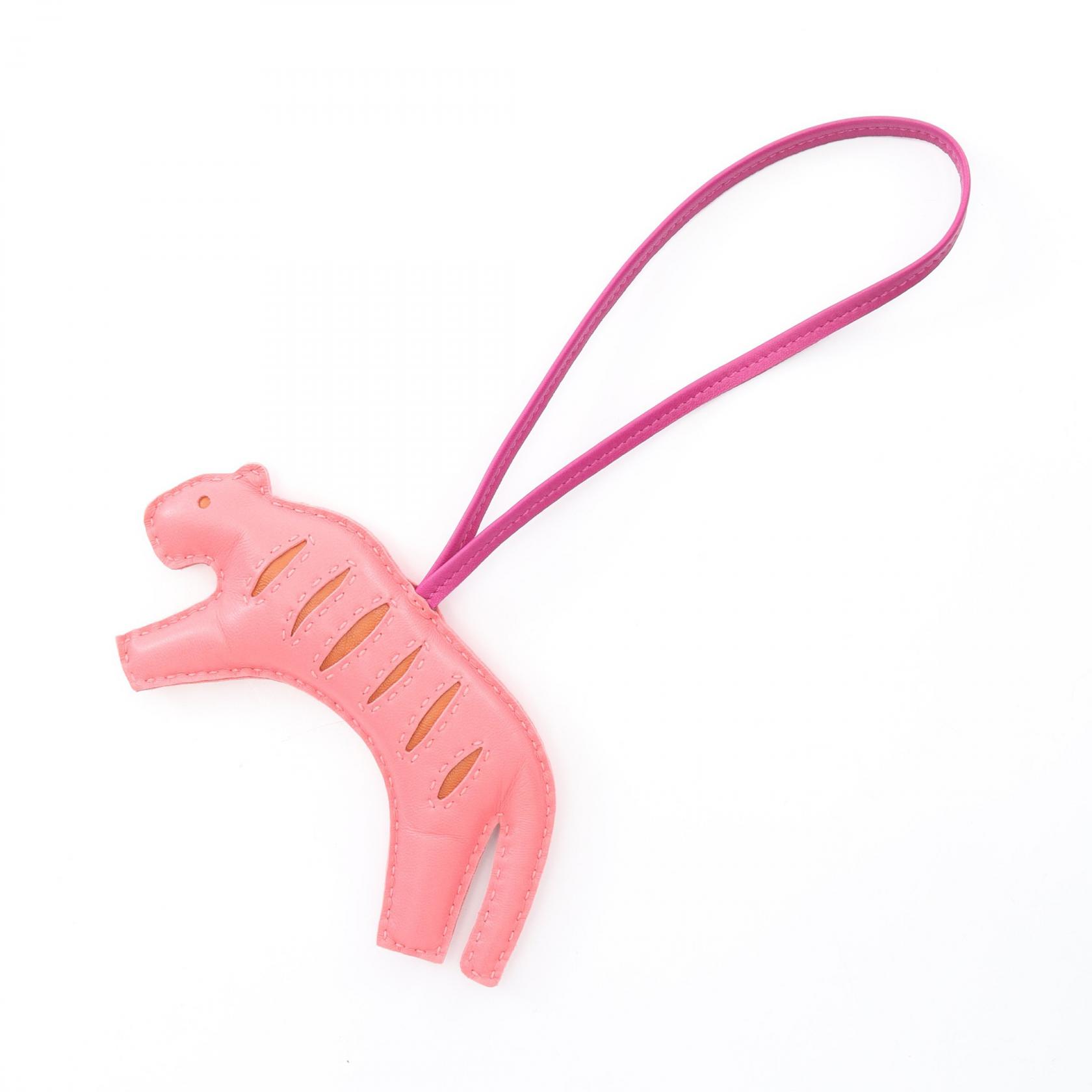 【SALE／5千円OFFクーポン】エルメス HERMES ルールー チャーム アクセサリー レザー アニョーミロ アニョーミロ レディース ピンク系 / マルチカラー 【中古】