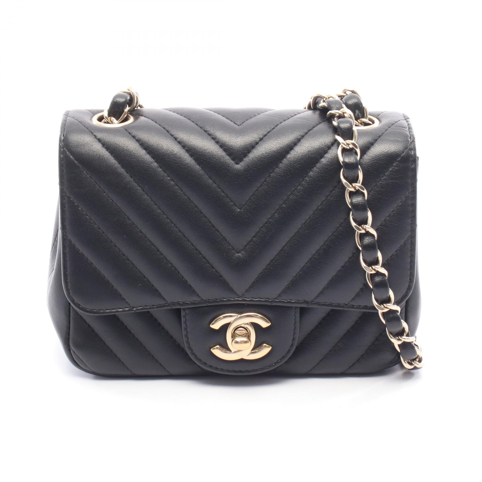 《全品5%クーポン×P5倍》シャネル CHANEL シェブロン Vステッチ ミニ ショルダーバッグ バッグ ラムスキン（羊革） レディース ブラック系 【中古】