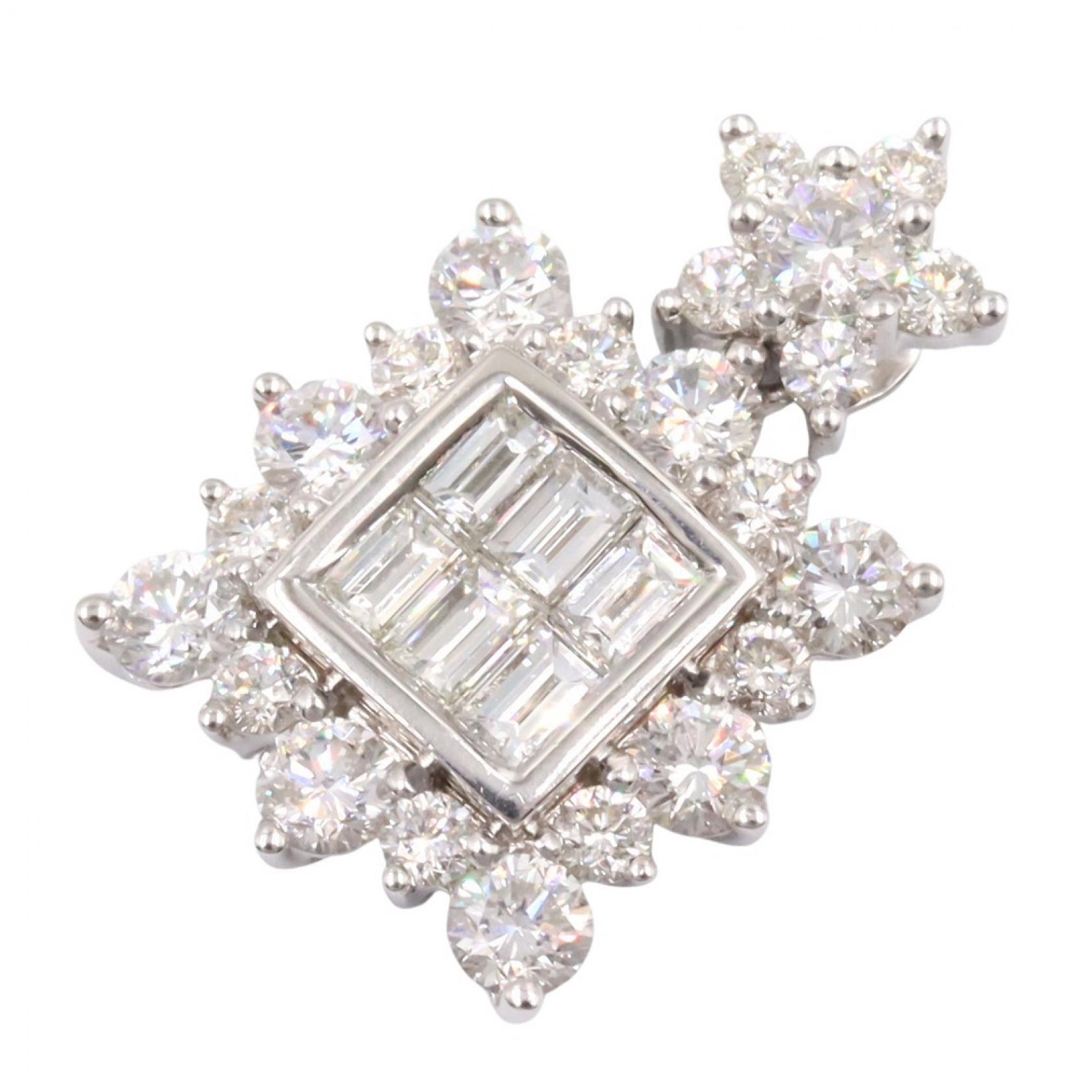 ジュエリー JEWELRY ダイヤモンド トップ ペンダントトップ ジュエリー Pt900プラチナ ダイヤモンド レディース シルバー系 / クリア系 ﾀﾞｲﾔ 4.8g 【中古】