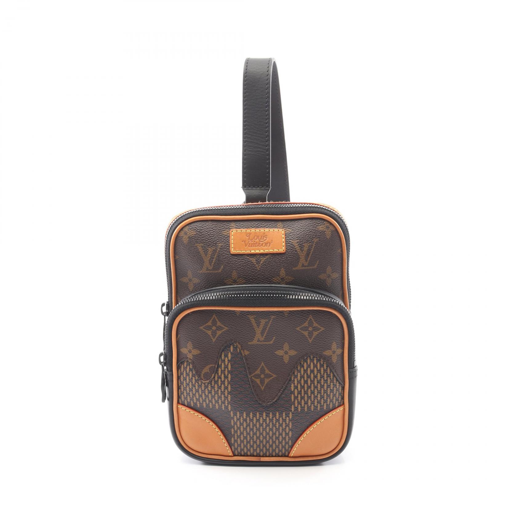 【15%OFFクーポン対象】ルイ・ヴィトン LOUIS VUITTON LOUIS VUITTON × NIGO アマゾンスリングバッグ モノグラム ウエストバッグ ボディバッグ バッグ PVCコーティングキャンバス レザー ダミエ・ジャイアント メンズ ブラウン系 / ブラック系 N40379 【中古】