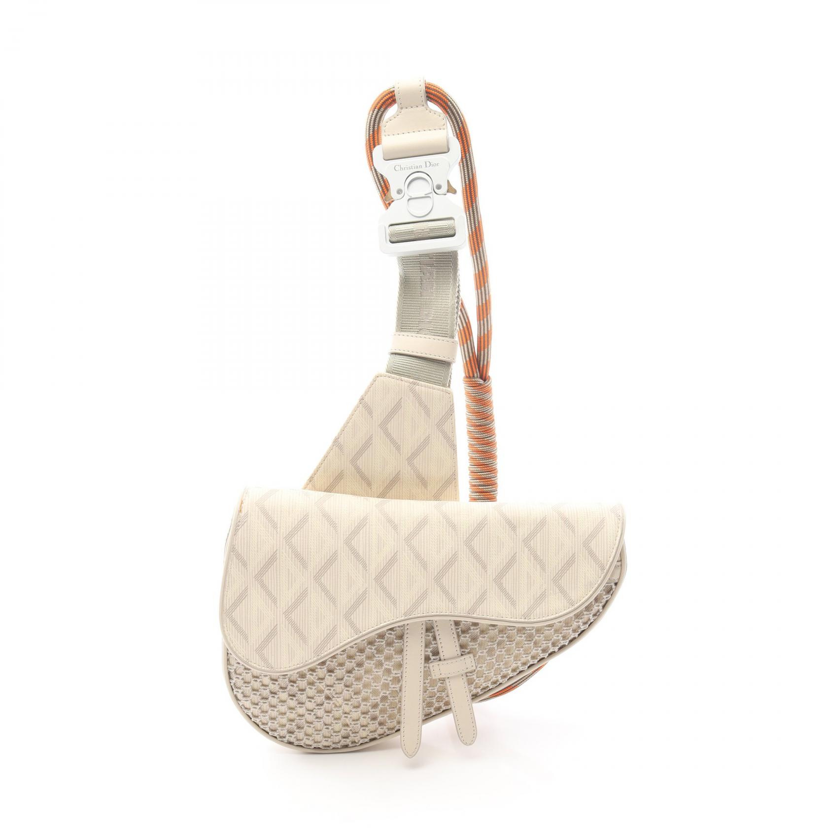 【15%OFFクーポン対象】ディオール Dior ノーティック サドル CDダイヤモンド ウエストバッグ ボディバッグ バッグ PVCコーティングキャンバス メンズ アイボリー系 【中古】