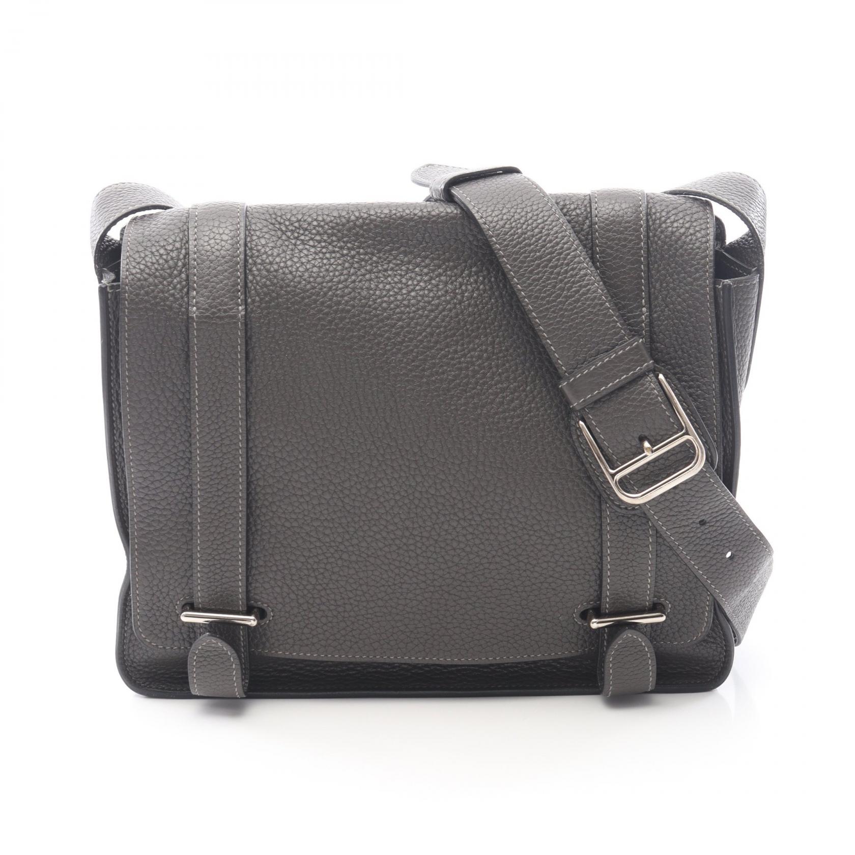 【15%OFFクーポン対象】エルメス HERMES スティーブ カポラル27 ショルダーバッグ バッグ レザー トリヨンクレマンス トリヨンクレマンス メンズ グレー系 【中古】