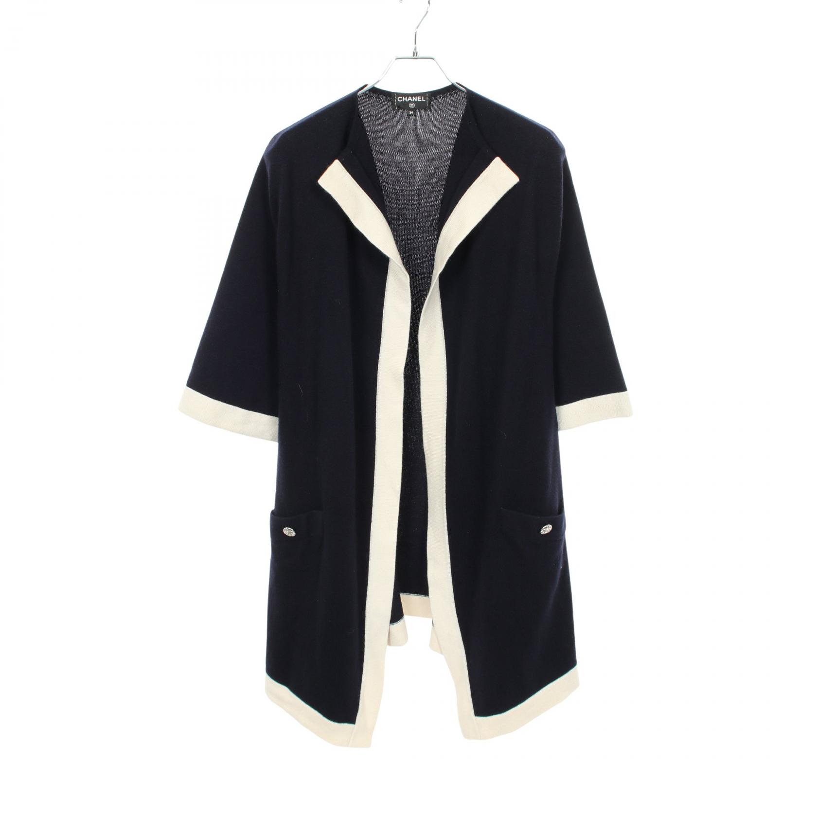 【30%OFFクーポン対象】シャネル CHANEL ココマークボタン ロング カーディガン 衣料品 トップス カシミヤ レディース ネイビー系 / ホワイト系 P55369K07271 【中古】