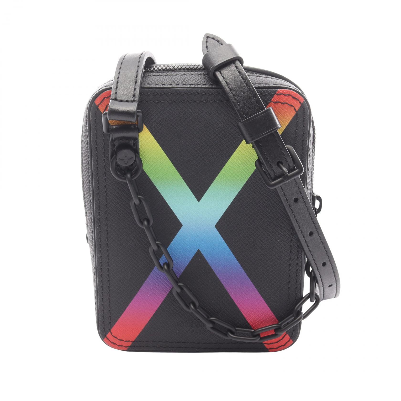 【15%OFFクーポン対象】ルイ・ヴィトン LOUIS VUITTON ダヌーブメッセンジャー ショルダーバッグ バッグ レザー タイガ メンズ ブラック系 M30332 【中古】 90,750円
