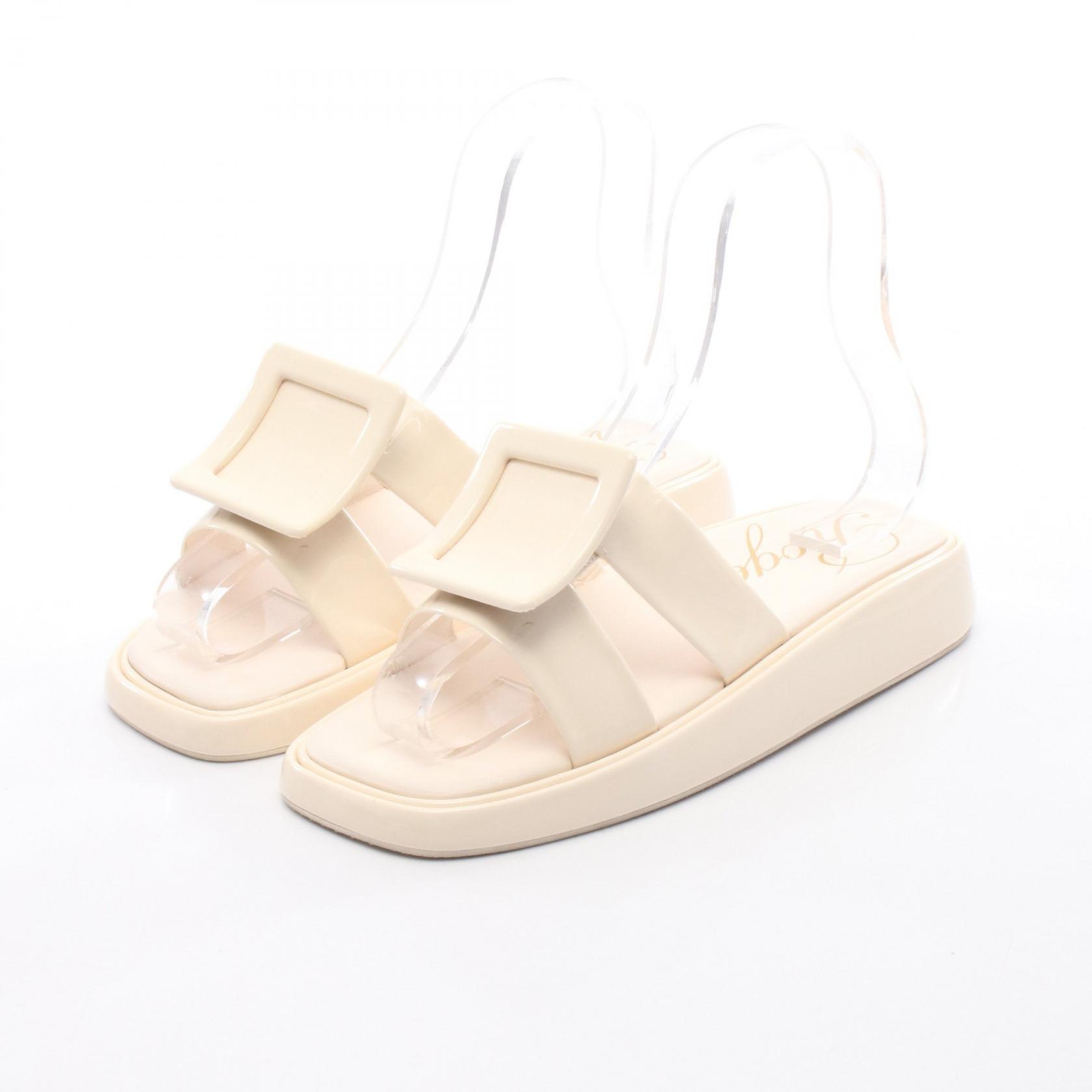 ≪2千円OFFクーポン 7/19 20時～7/26 9:59≫ロジェ ヴィヴィエ Roger Vivier サンダル 靴 パテントレザー レディース アイボリー系 【中古】｜Mike Museum 20,148円