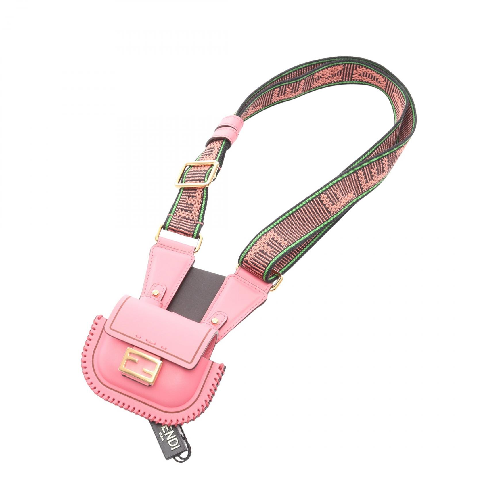 【SALE／5千円OFFクーポン】フェンディ FENDI Pico ピコ バゲット AirPodsケース 携帯・スマホアクセサリー アクセサリー レザー レディース ピンク系 7AR946 【中古】