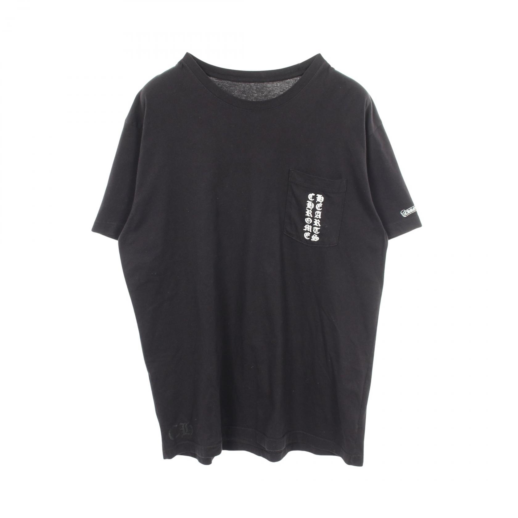 ≪10%OFFクーポン 7/19 20時～7/26 9:59≫クロムハーツ CHROME HEARTS バックスクロール ロゴ 東京限定 半袖Tシャツ 衣料品 トップス コットン メンズ ブラック系 【中古】｜Mike Museum