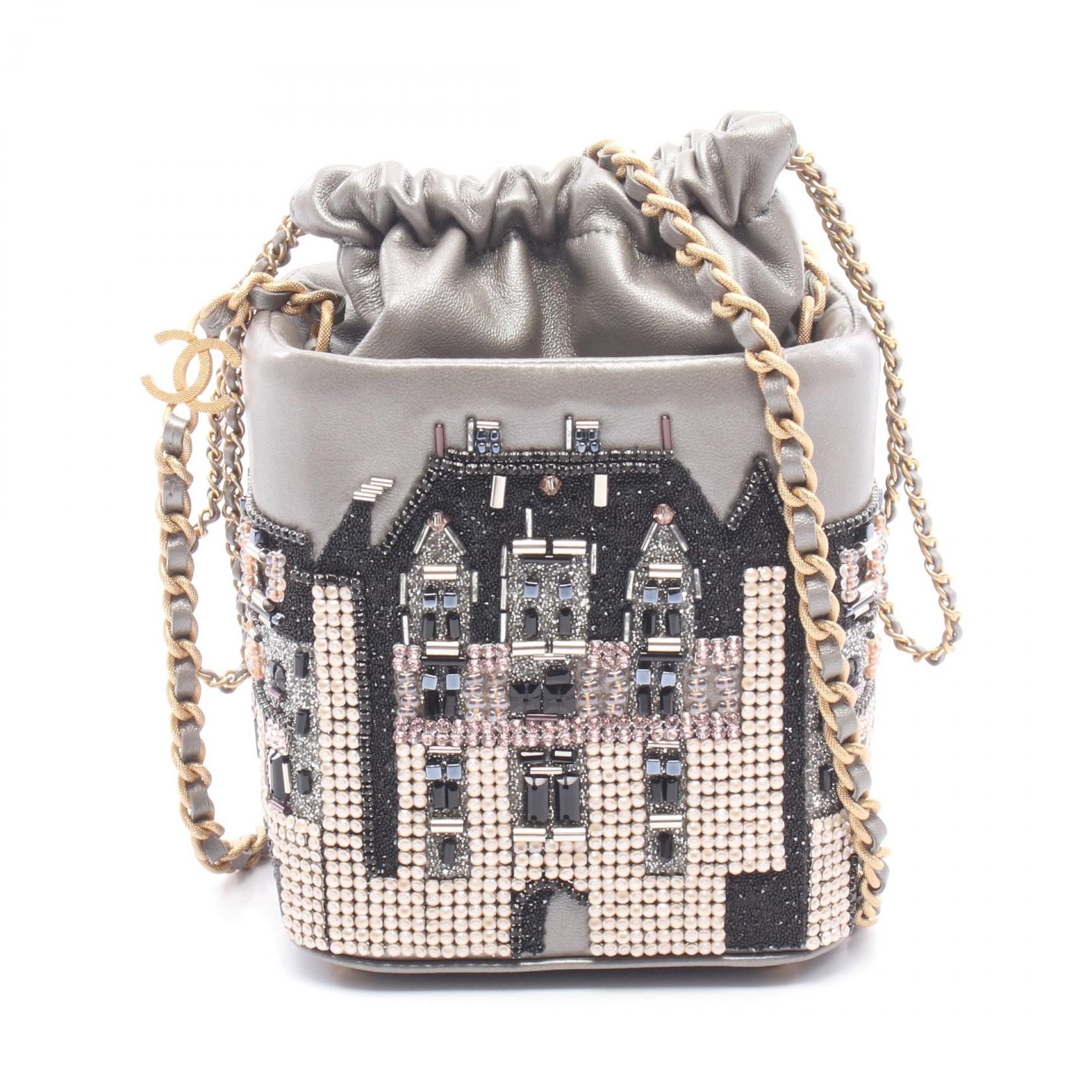 ≪10%OFFクーポン 7/19 20時~7/26 9:59≫シャネル CHANEL スモール バケットバッグ ビーズ刺繍 ショルダーバッグ バッグ ラムスキン(羊革) レディース シルバー系 AP2220 【中古】|Mike Museum