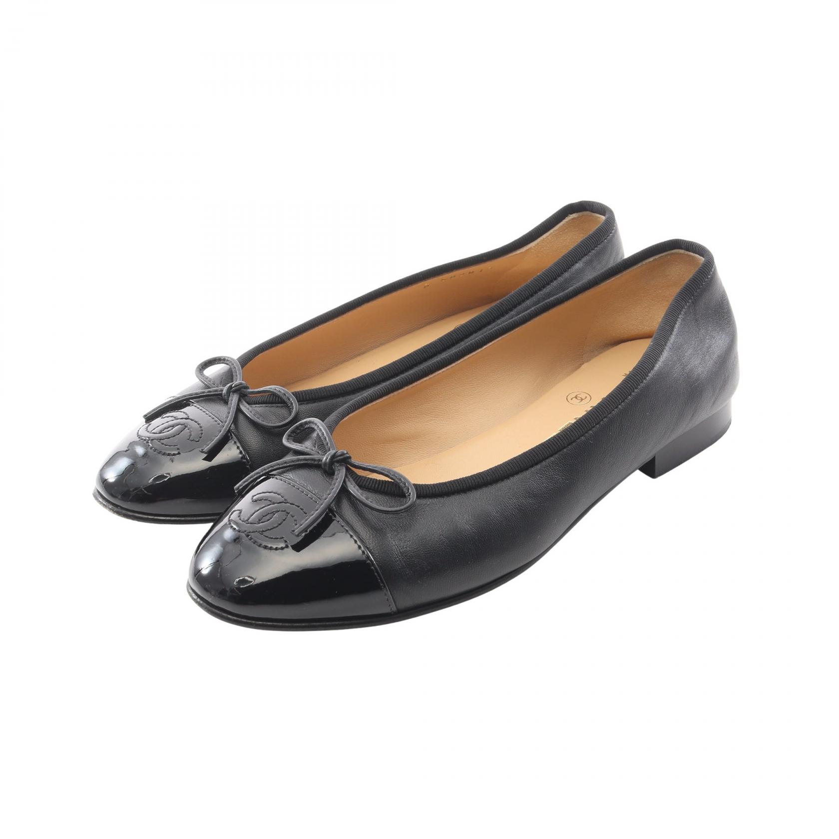 ≪10%OFFクーポン 7/19 20時～7/26 9:59≫シャネル CHANEL BALLERINA バレリーナ ココマーク パンプス 靴 レザー パテントレザー レディース ブラック系 G02819 【中古】｜Mike Museum