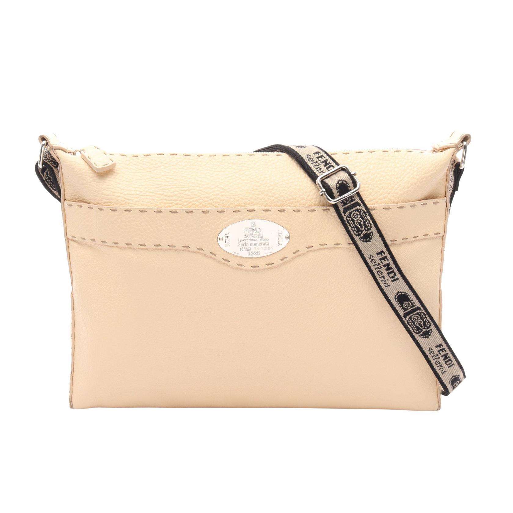 ≪15%OFFクーポン 7/19 20時～7/26 9:59≫フェンディ FENDI セレリア ショルダーバッグ バッグ レザー レディース アイボリー系 【中古】｜Mike Museum