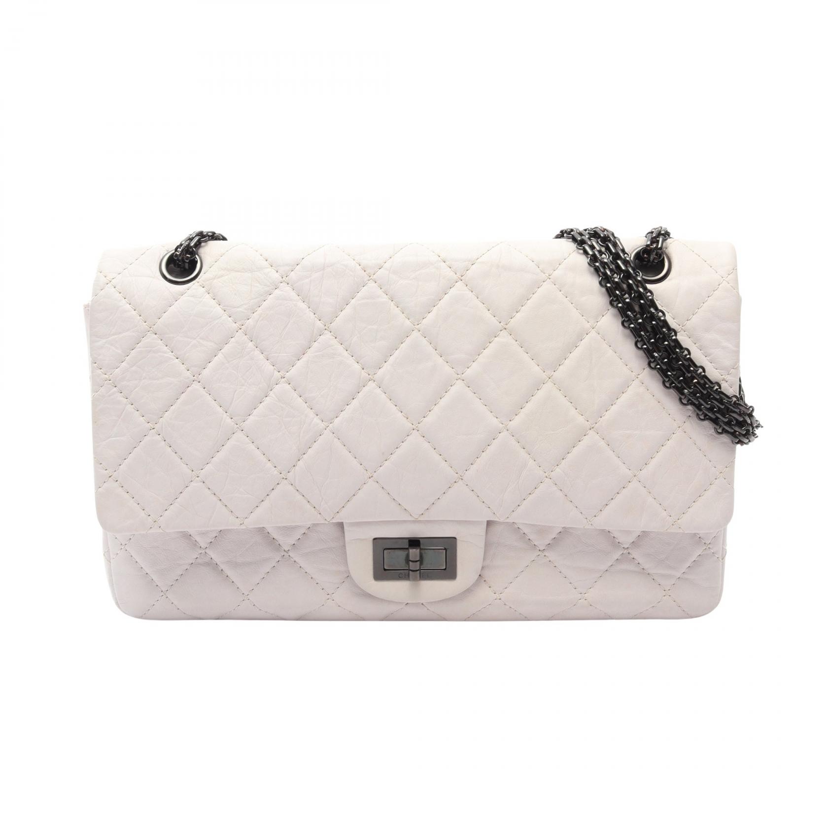≪10%OFFクーポン 7/19 20時~7/26 9:59≫シャネル CHANEL 2.55 マトラッセ マキシ マドモアゼルチェーン Wフラップ ショルダーバッグ バッグ カーフ(牛革) レディース ホワイト系 【中古】|Mike Museum